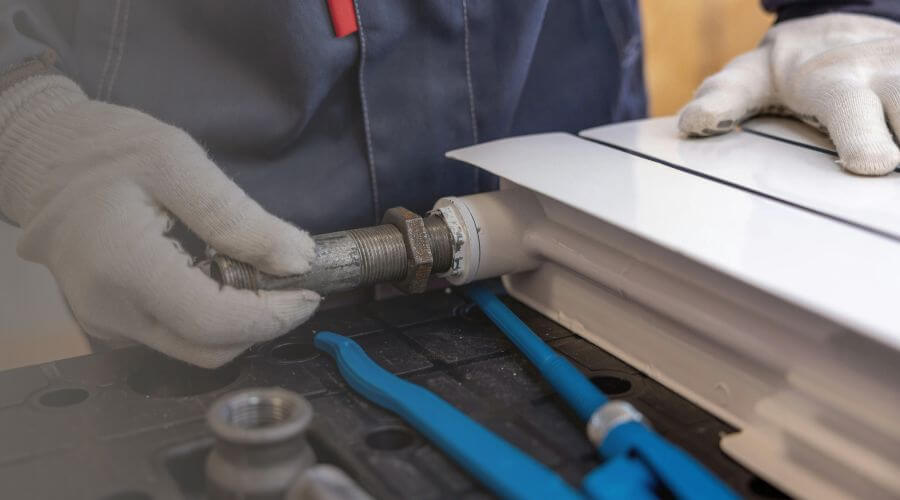Gas Line Leak Repair in Castell, TX